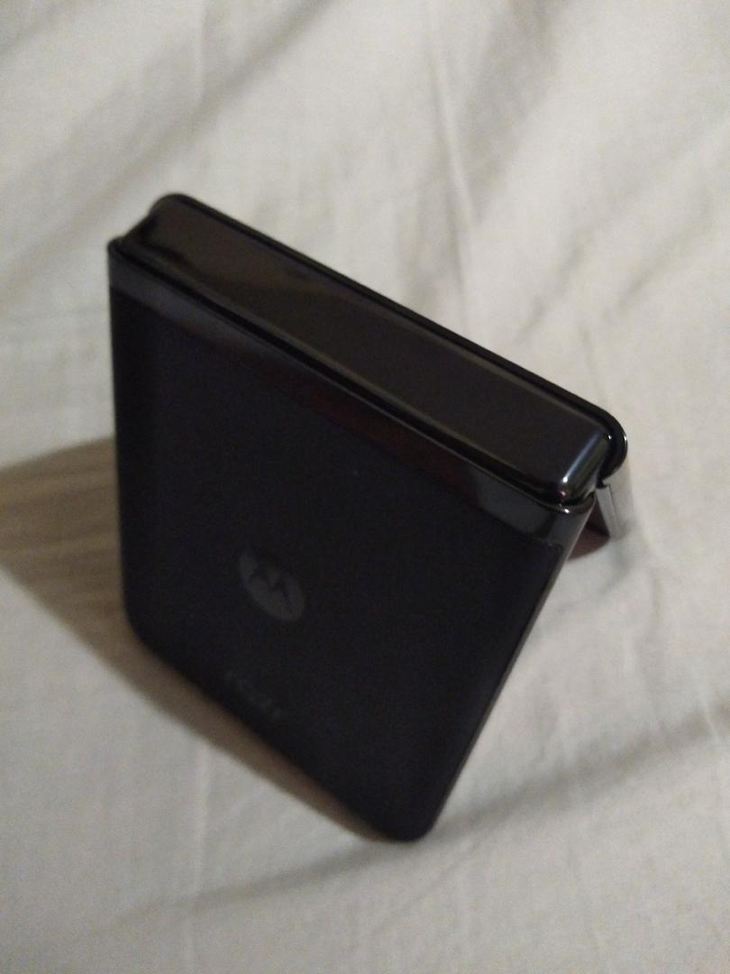 celulares y tabletas - Motorola Razr 40 Ultra 2023 256GB 8GB RAM Factory  9