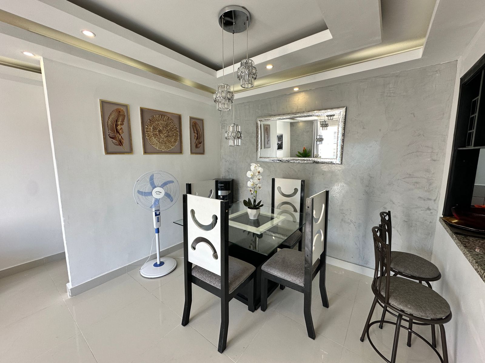 apartamentos - ALQUILO APART. AMUEBLADO EN EL RES. LAS CAYENAS  4