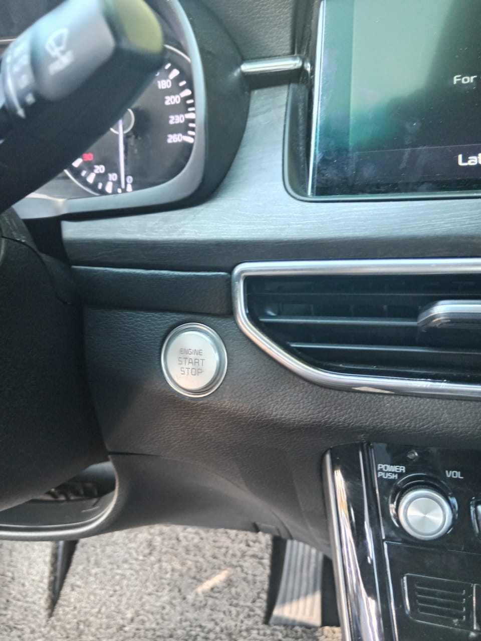 carros - KIA K7 2020 NEGRO 7