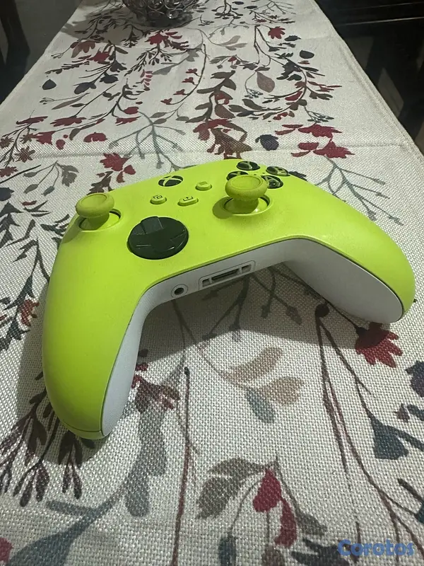 consolas y videojuegos - Control Xbox Core Wireless 8