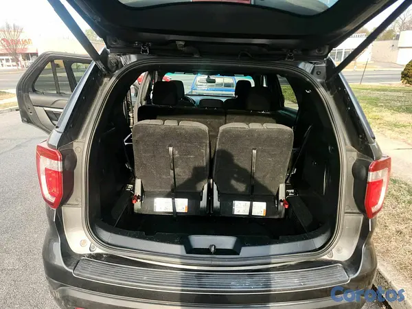 jeepetas y camionetas - Ford Explorer xlt 2019 4