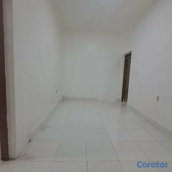 oficinas y locales comerciales - Local para oficinas 1er nivel en Gazcue 2