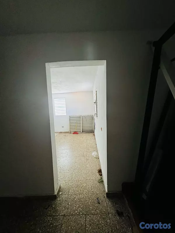 oficinas y locales comerciales - CASA PARA FINES COMERCIALES  4