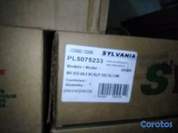 otros electronicos - Lamparas - luminarias parabolicas Sylvania 2' x 2', nuevas, Flourescente / LED 3