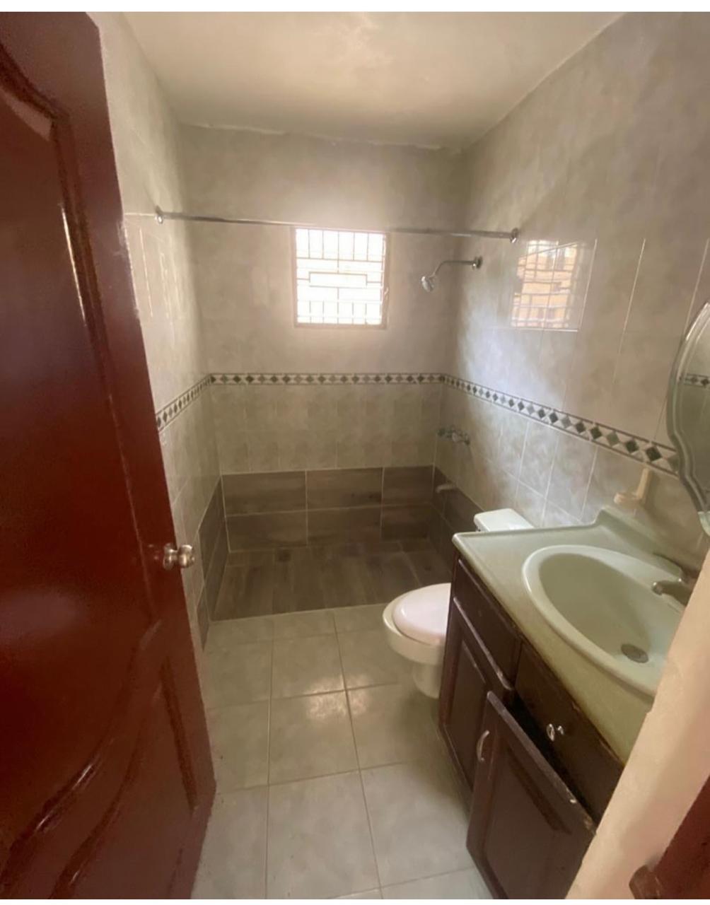 casas - VENDO Casa de 3 Niveles En El Residencial Brisas del Norte, CODIGO: PD450 3