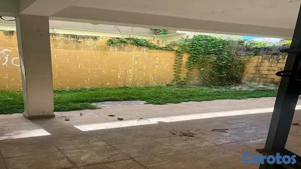 casas - Casa en Venta en la Independecia de 10 habitaciones 4