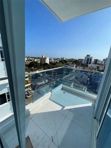 apartamentos - Venta de apartamento 6to piso en Alma Rosa primera con 220mts y jacuzzi