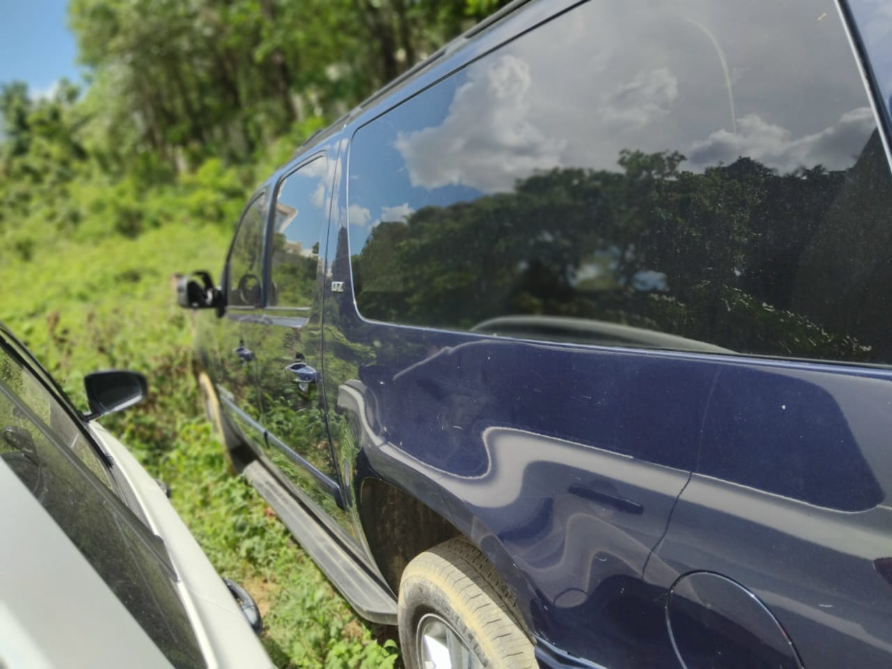 carros - CHEVROLET SUBURBAN 4