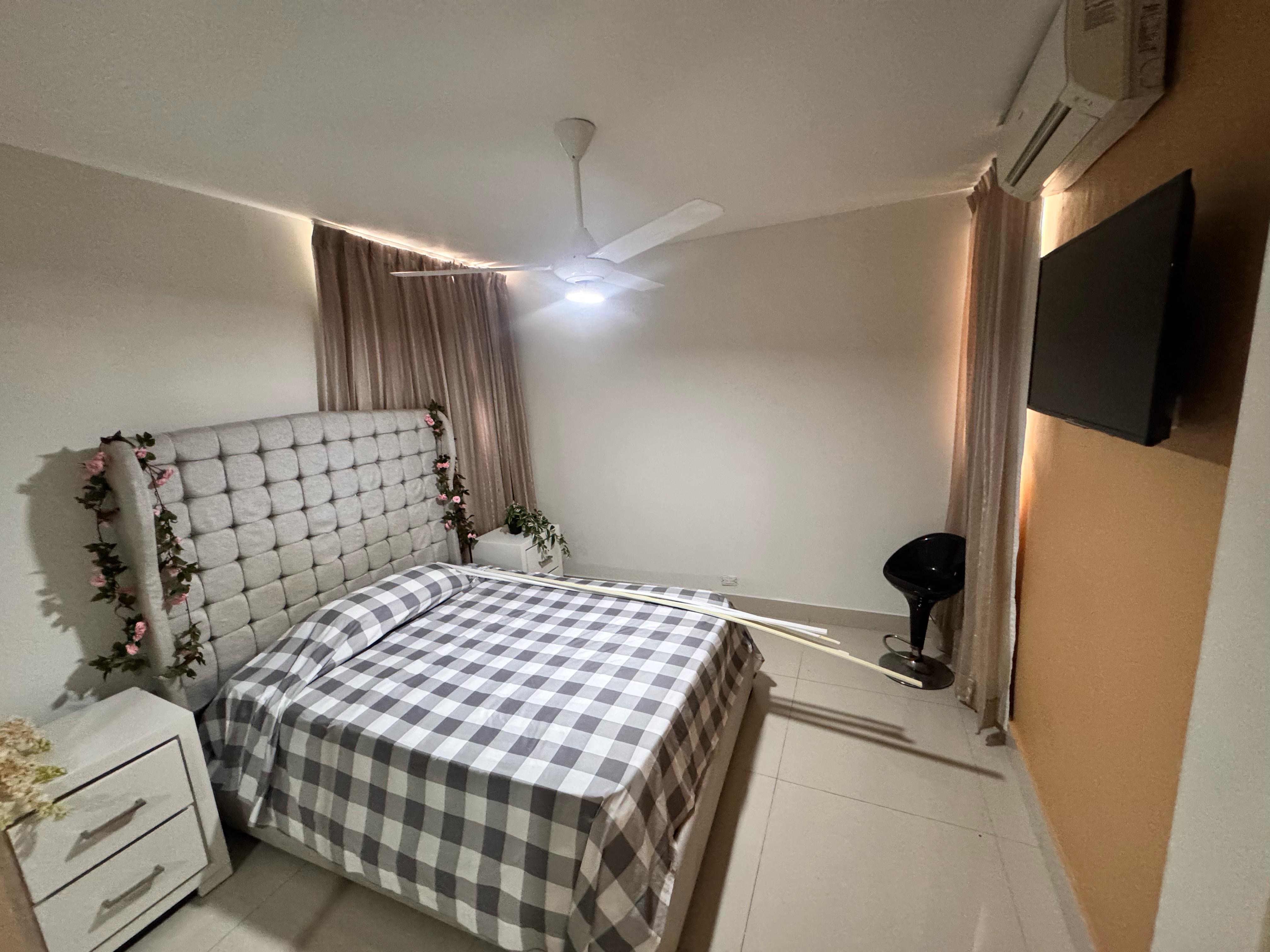 apartamentos - Hermoso apartamento anacaona tres hab 2.5 baños pa 2