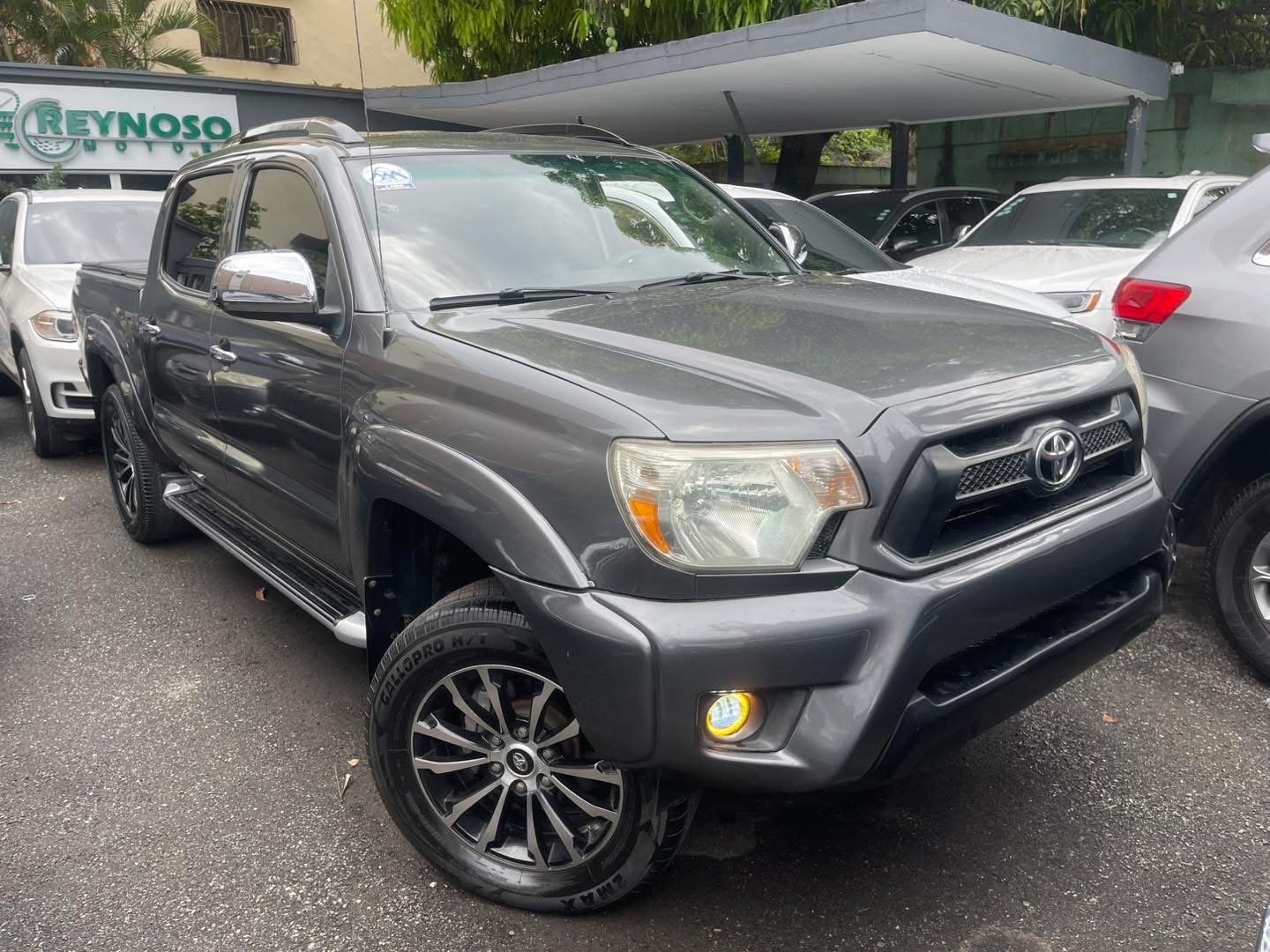 jeepetas y camionetas - TOYOTA PRERUNNER 2014
