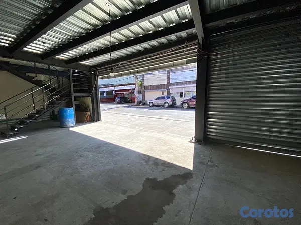 oficinas y locales comerciales - Edificio en Alquiler Ensanche la Fe 10