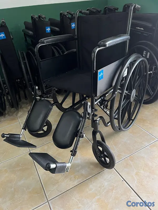 Salud y Equipamiento Médico - Sillas de rueda 13