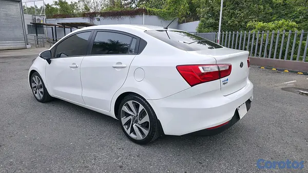 carros - Kia Rio 2016 DOHC  3