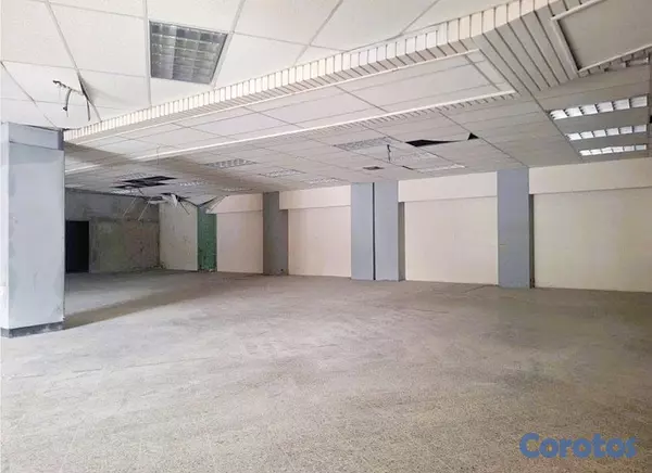 oficinas y locales comerciales - Local en primer nivel esquinero 5
