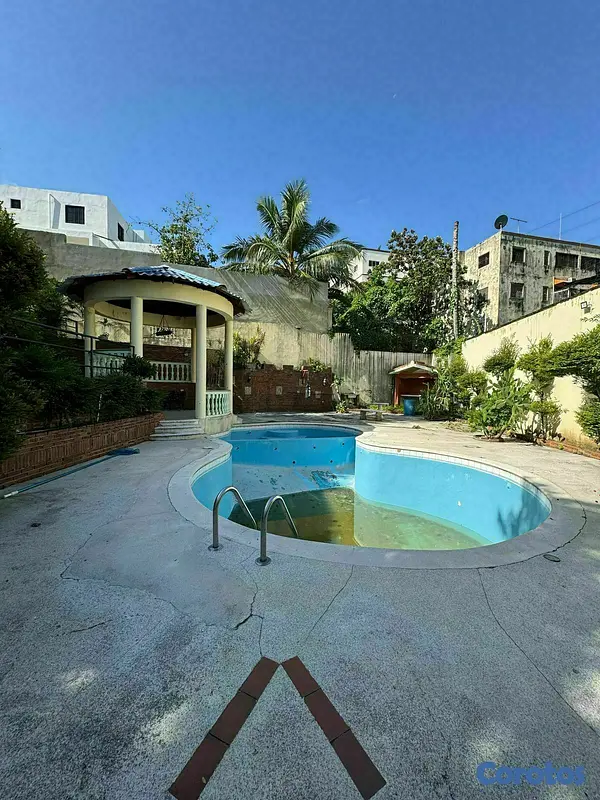 casas - Casa Con Piscina Para Negocio En Arroyo Hondo 2DO 2