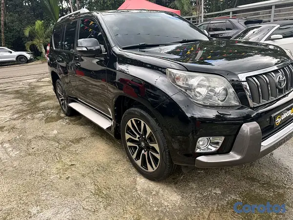jeepetas y camionetas - Toyota land cruicer prado vx 2010 3