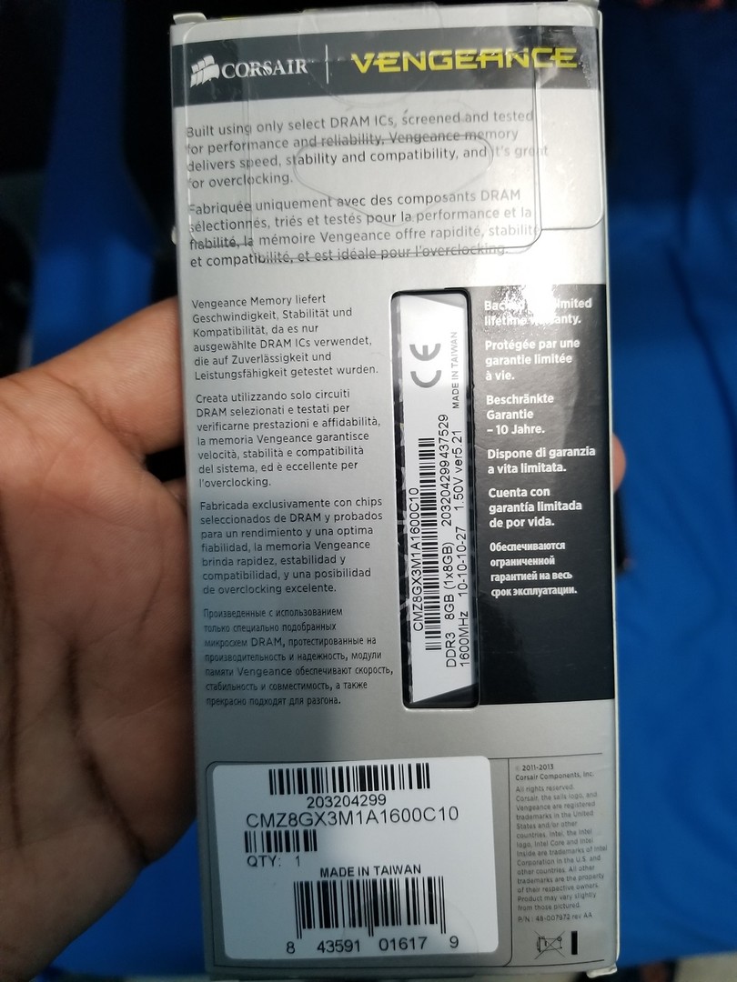 computadoras y laptops - MEMORIA CORSAIR VENGEANCE DDR3 8GB 1