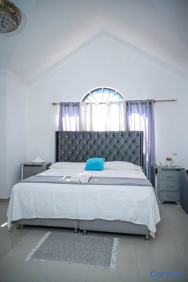 casas - Villa con Piscina en Santiago | 6 Habitaciones | Oportunidad Unica 11
