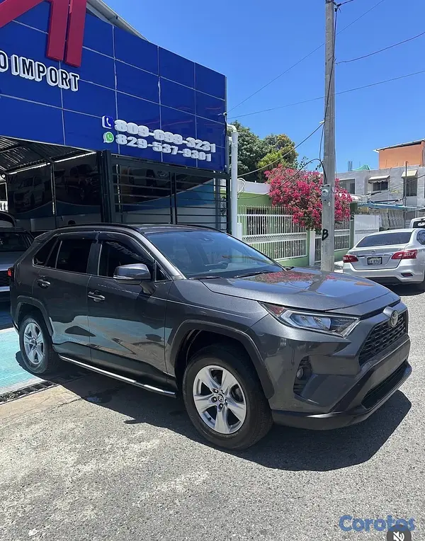 jeepetas y camionetas - Toyota RAV4 XLE 2021 3