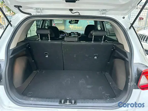 jeepetas y camionetas - Hyundai Venue 2020 full 7