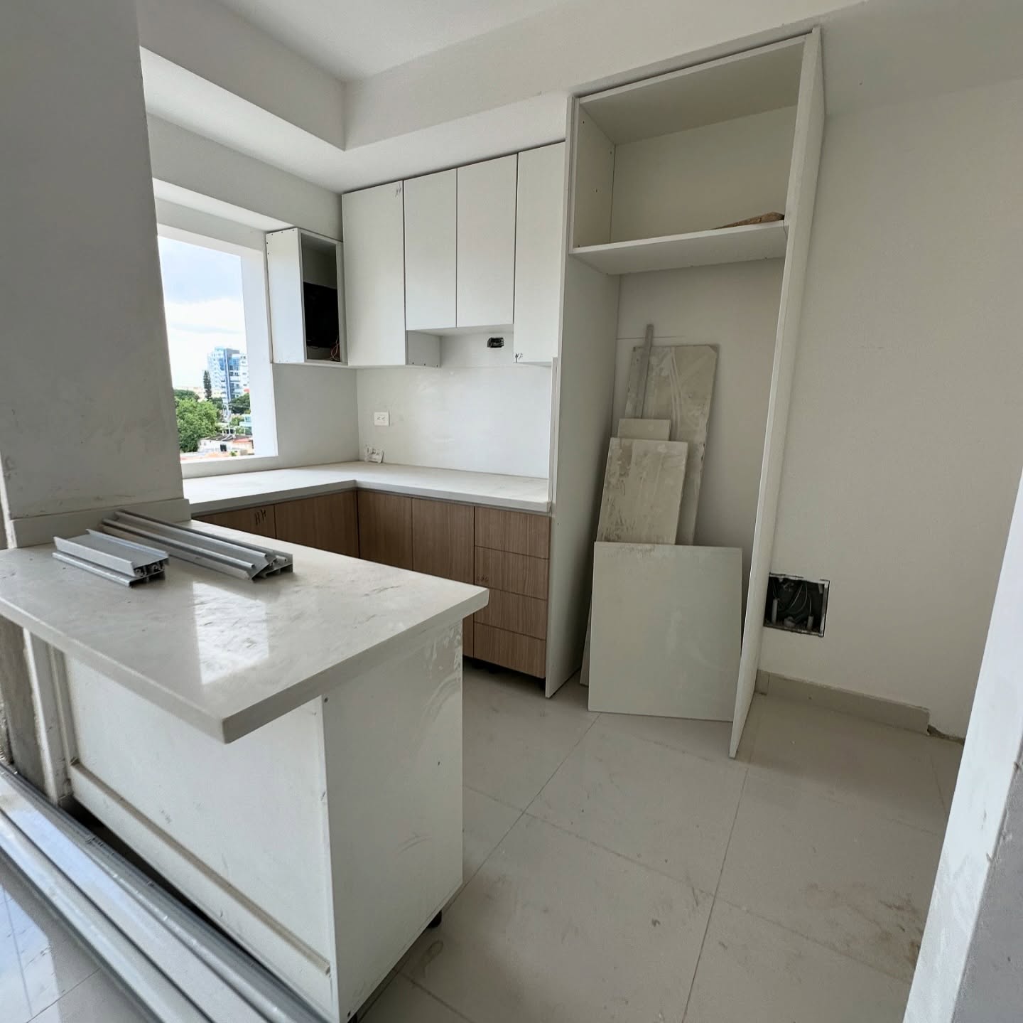 apartamentos - Apartamento en venta nivel 13, Alma Rosa I  3