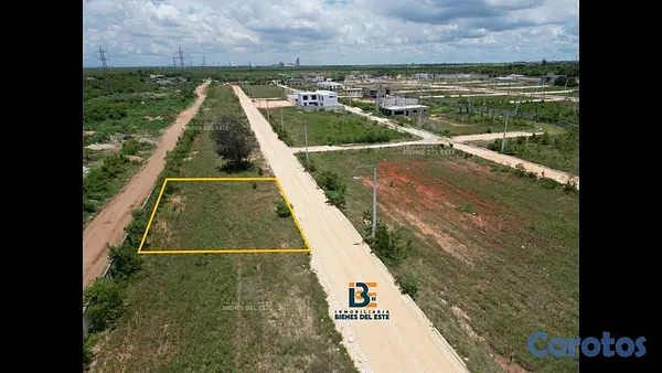solares y terrenos - Se vende solar 260metros en Residencial Punta del  4