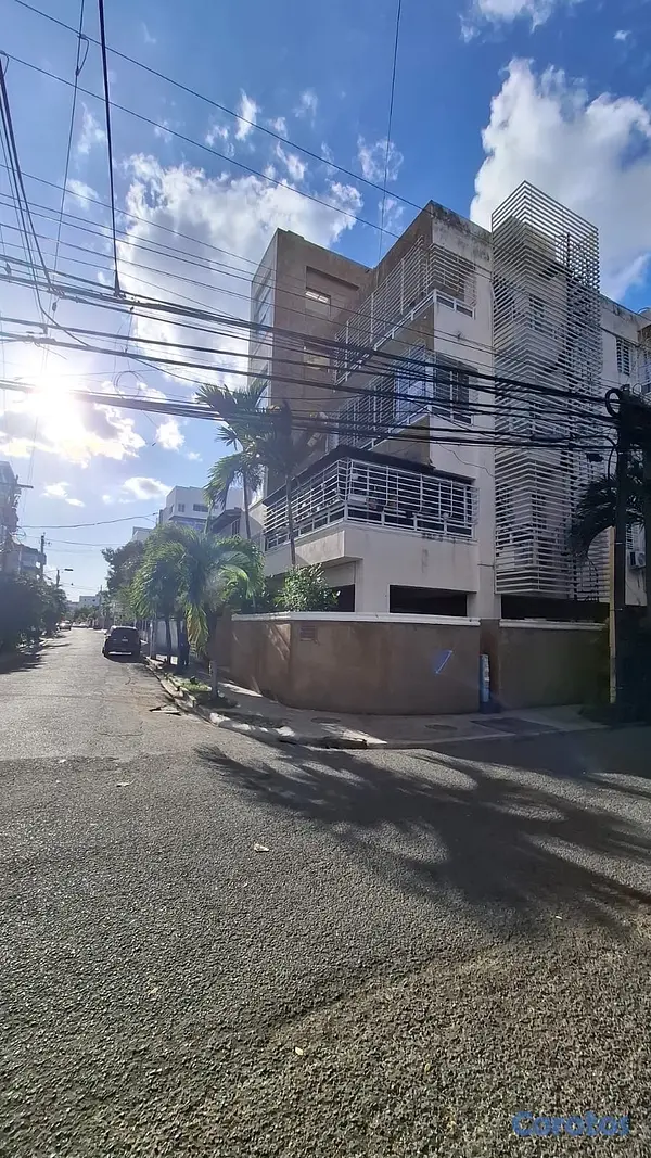 apartamentos - venta de apartamento 3er nivel de 135mts en la avenida independencia  13