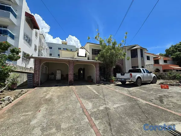 casas - 🏡 Casa Familiar Amueblada en Venta – Urbanización  13