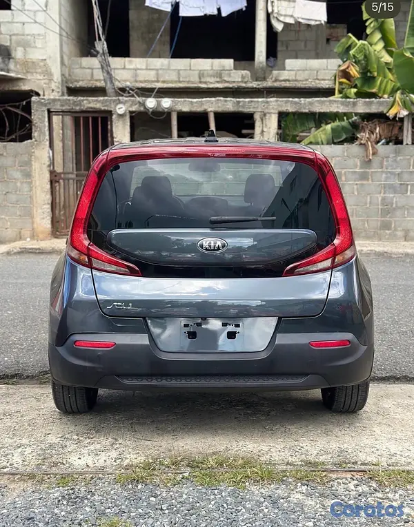 jeepetas y camionetas - Kia Soul LX 2020 5