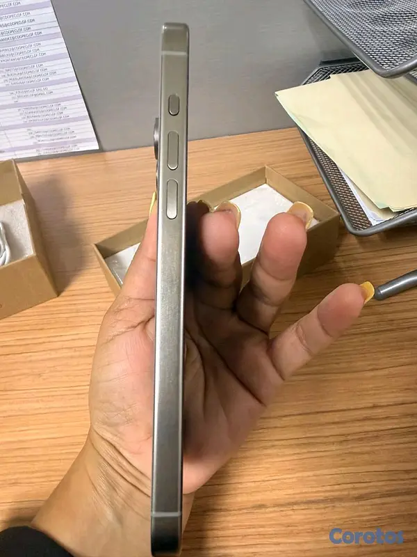 celulares y tabletas - iPhone 15 Pro max total mente factory  4
