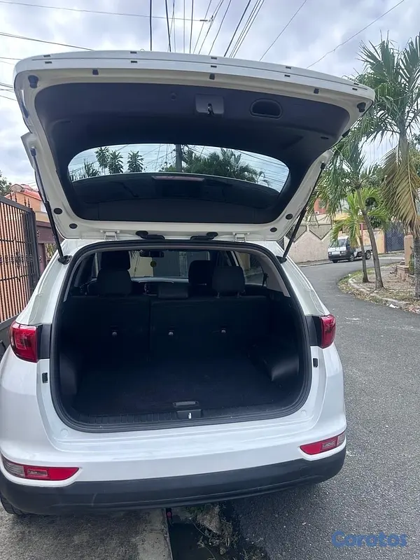 jeepetas y camionetas - KIA SPORTAGE LX 2019 AWD 2
