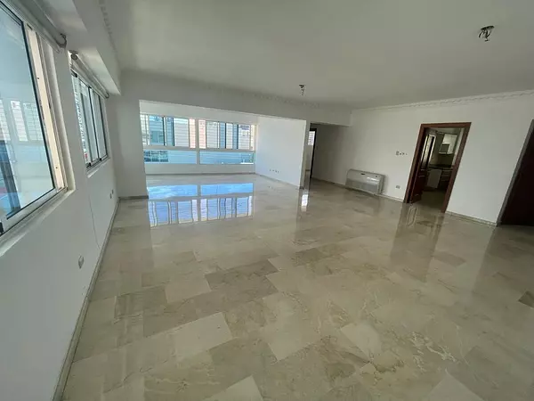 apartamentos - Se vende apartamento en Naco 9