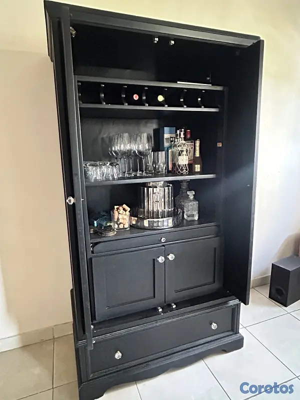 muebles y colchones - VENDO MUEBLE BAR CERRADO 4