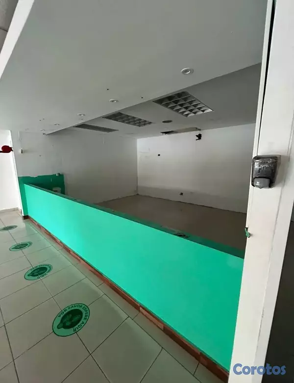 oficinas y locales comerciales - LOCAL COMERCIAL 4
