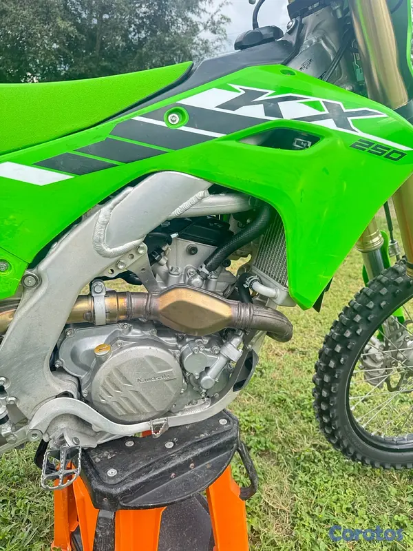 motores y pasolas - Kawasaki 250 2025 2