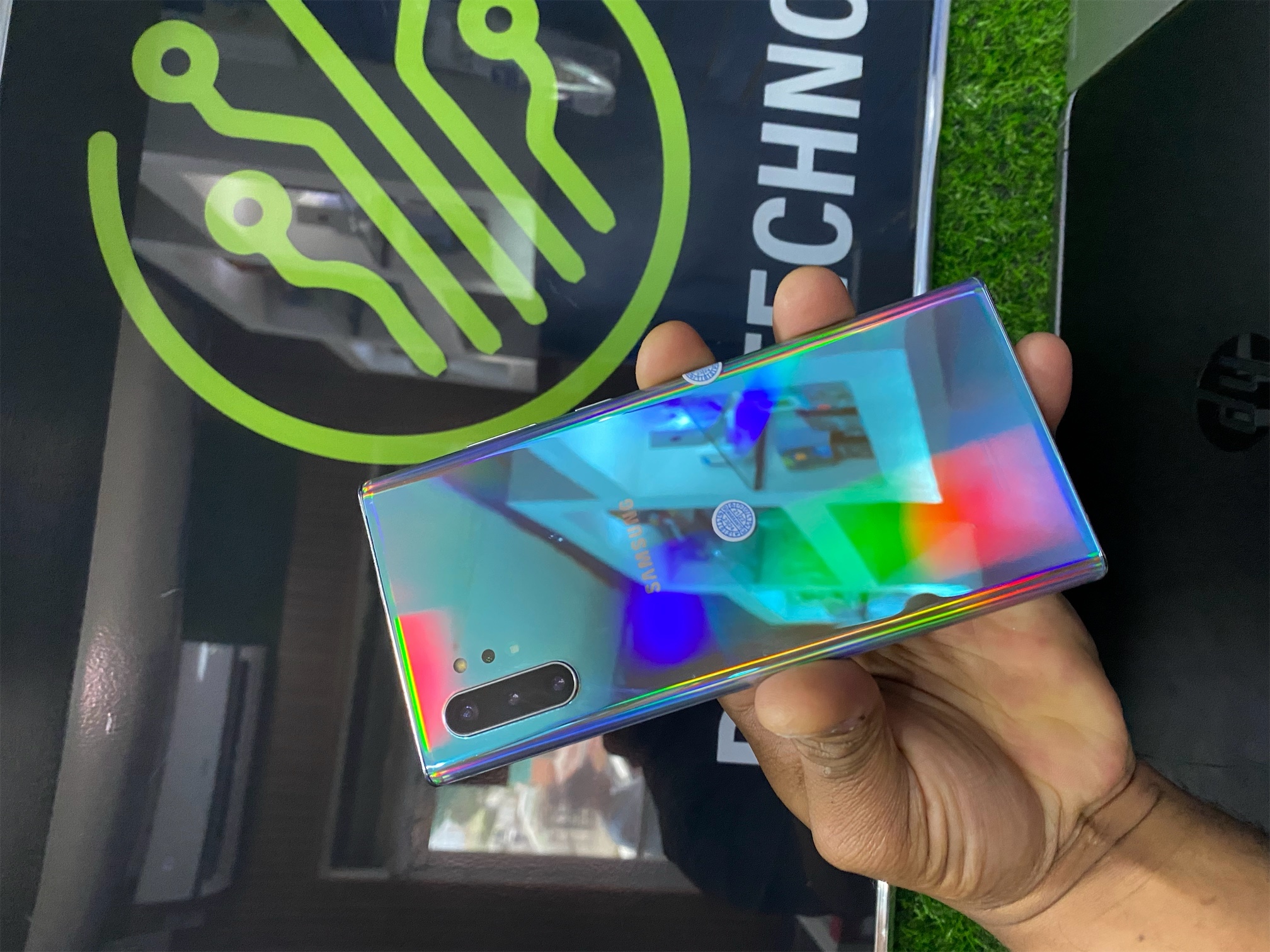 celulares y tabletas - Samsung Galaxy Note 10+ 5G 256GB Silver SM-N976V (Unlocked)  7
