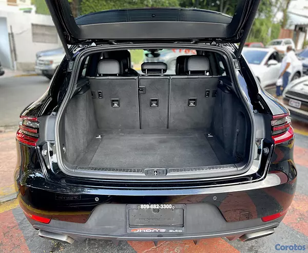 jeepetas y camionetas - Porsche Macan Negro 2017 5