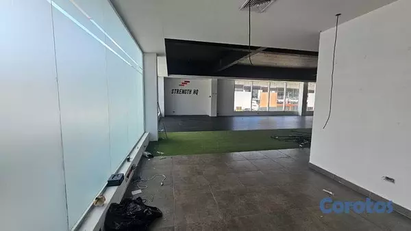 oficinas y locales comerciales - alquieler y venta de local en naco 9