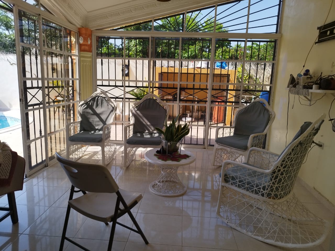 casas - SE VENDE Bella Casa con Piscina en Residencial Villa España 8