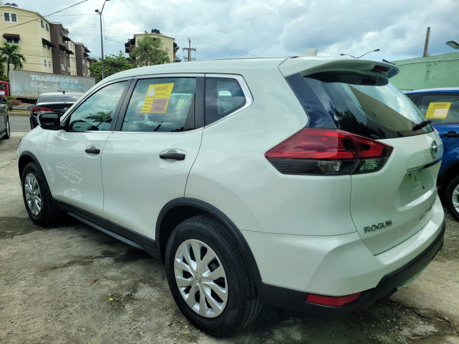 jeepetas y camionetas - Nissan Rogue S 2019 3