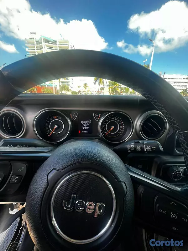 jeepetas y camionetas - JEEP WRANGLER SPORT S  5
