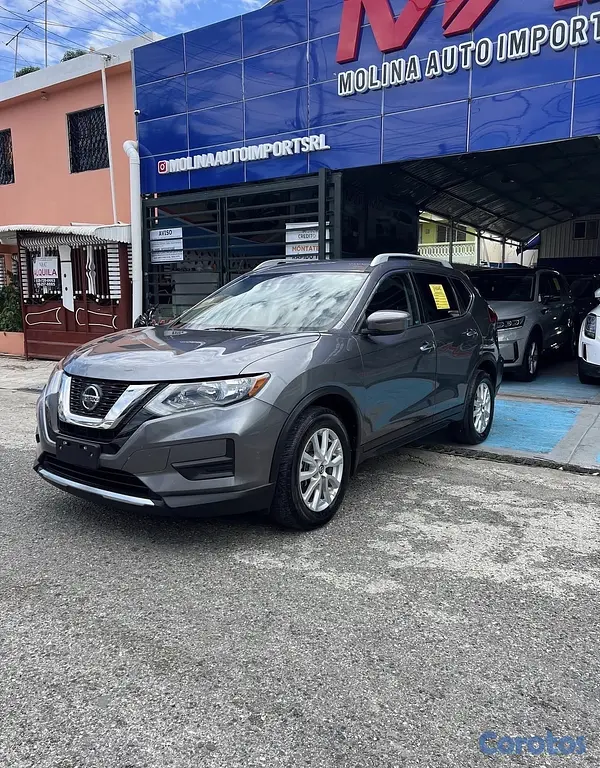jeepetas y camionetas - Nissan Rogue S 2020 2