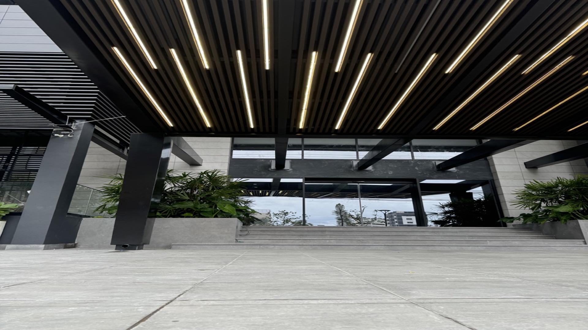 oficinas y locales comerciales - Oficina venta alquiler Piantini Villa Palmera Santo Domingo 7