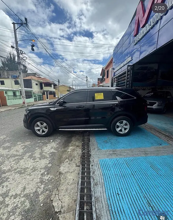jeepetas y camionetas - Kia Sorento LX 2021 2