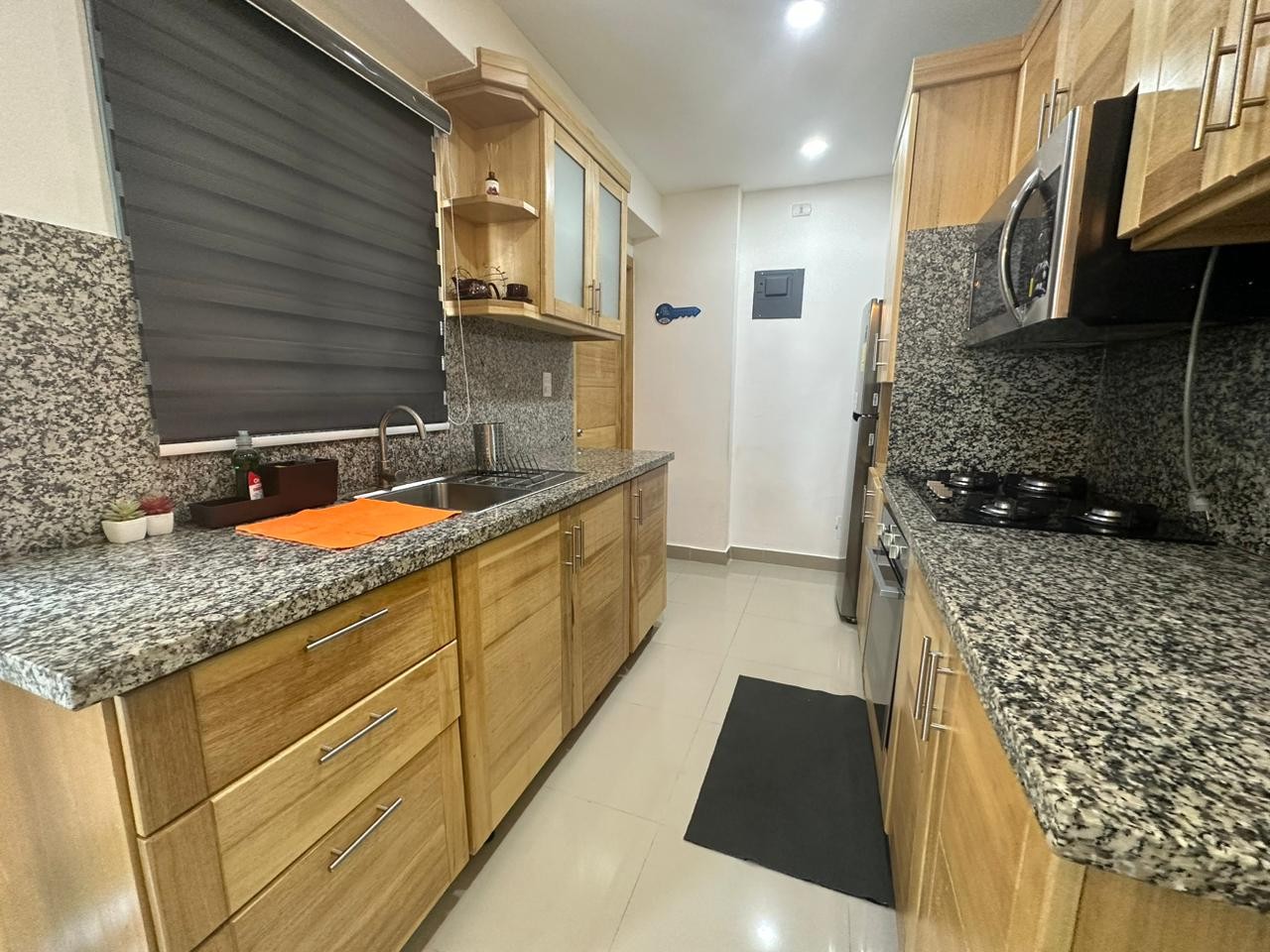 apartamentos - Vendo Independencia primer nivel klm 9 ,
 9