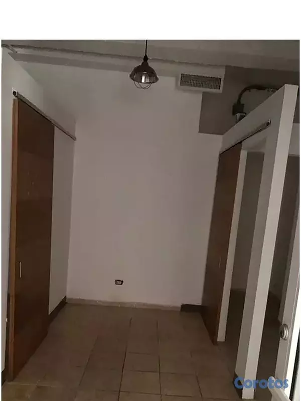 oficinas y locales comerciales - Alquilo LOCAL en PROGRESO BUSINESS CENTER, NACO,   3