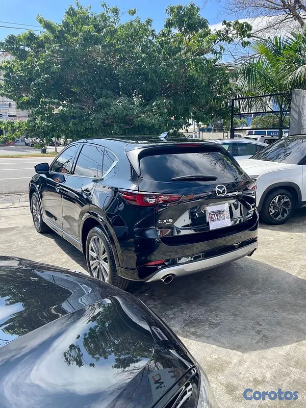 jeepetas y camionetas - Mazda CX-5 Limited 4WD 2025
 7
