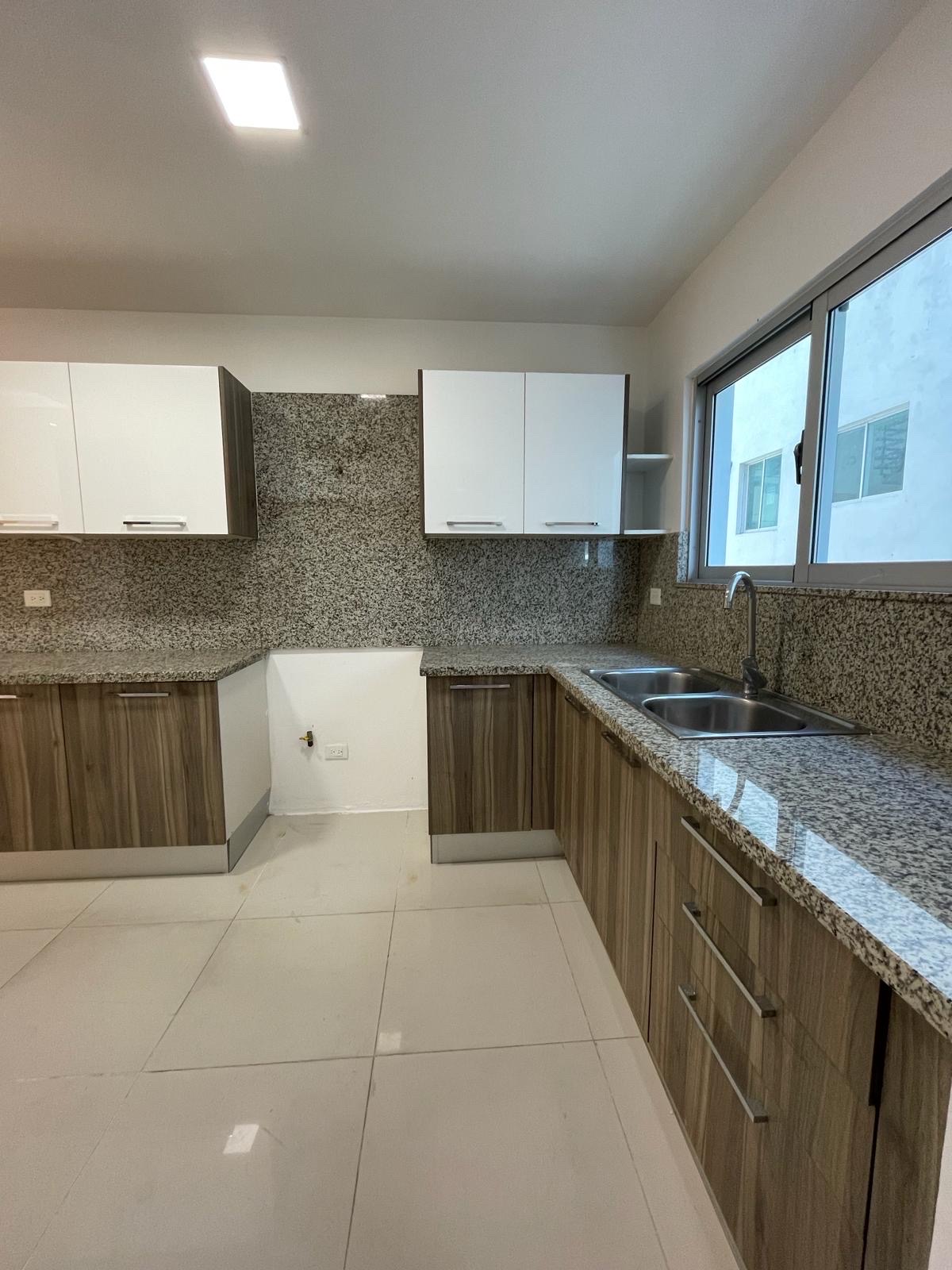 apartamentos - Moderno Apartamento en alquiler de 3 habitaciones en Renacimiento Santo Domingo  4