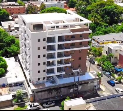apartamentos - Apartamento en venta #24-1021 balcón, 3 dormitorios, ascensor, planta electrica. 1