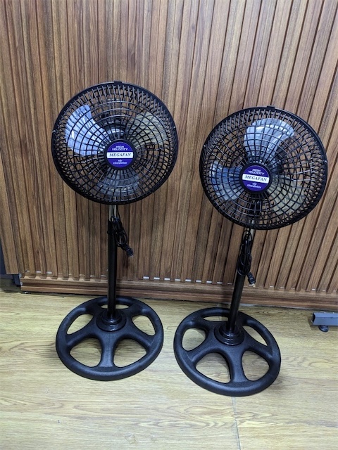 aires acondicionados y abanicos - Abanico pequeño de pedestal 2
